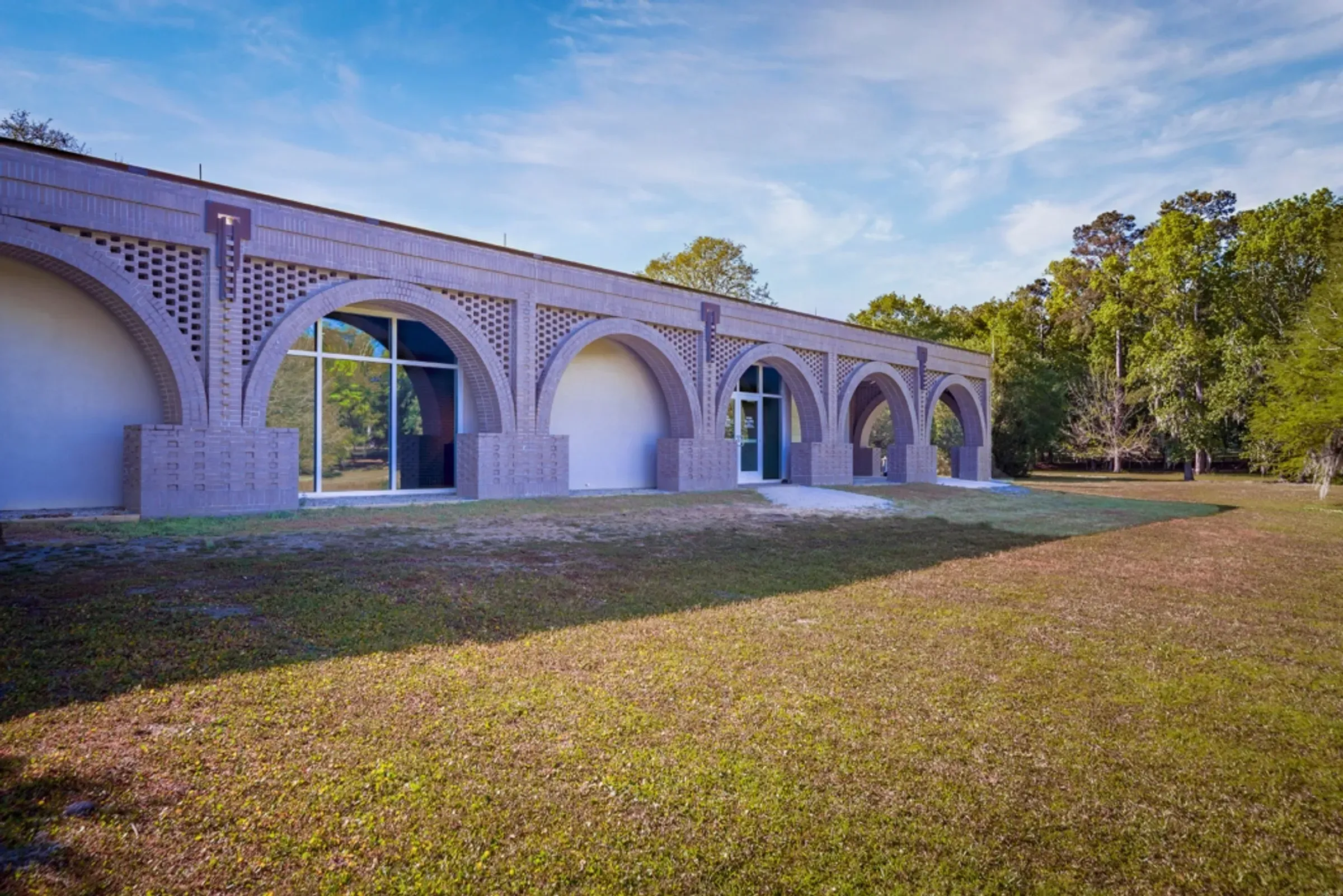 Arched brick architectural masonry on a commercial building